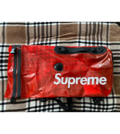 Supreme Sealine Discovery Dry Bag 20L Red 100% Authentic